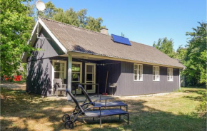 Stunning Home In Aakirkeby With Wifi